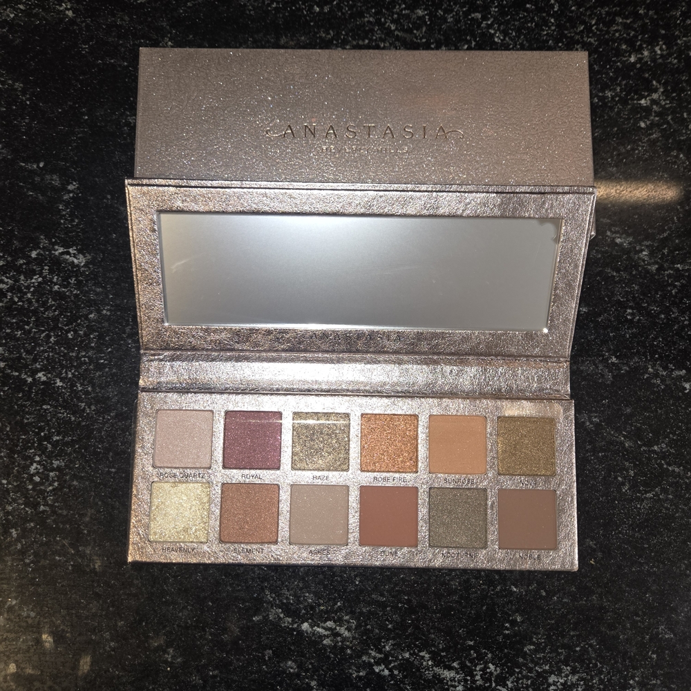 Anastasia Eyeshadow Palette - Multi-Color